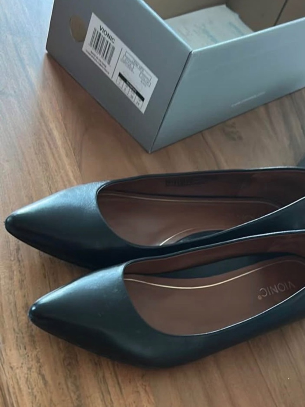 Vionic black dress flat size 7